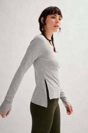 Coyote ReSet High-Low Long Sleeve Top