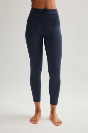 Skyline Compressive Drawstring Pocket Legging