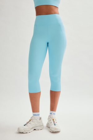 Snowcap Compressive High-Rise Capri